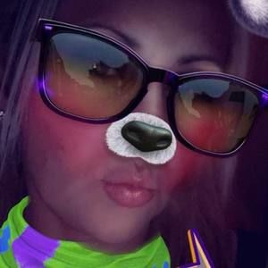 Meet your Posher, Candi